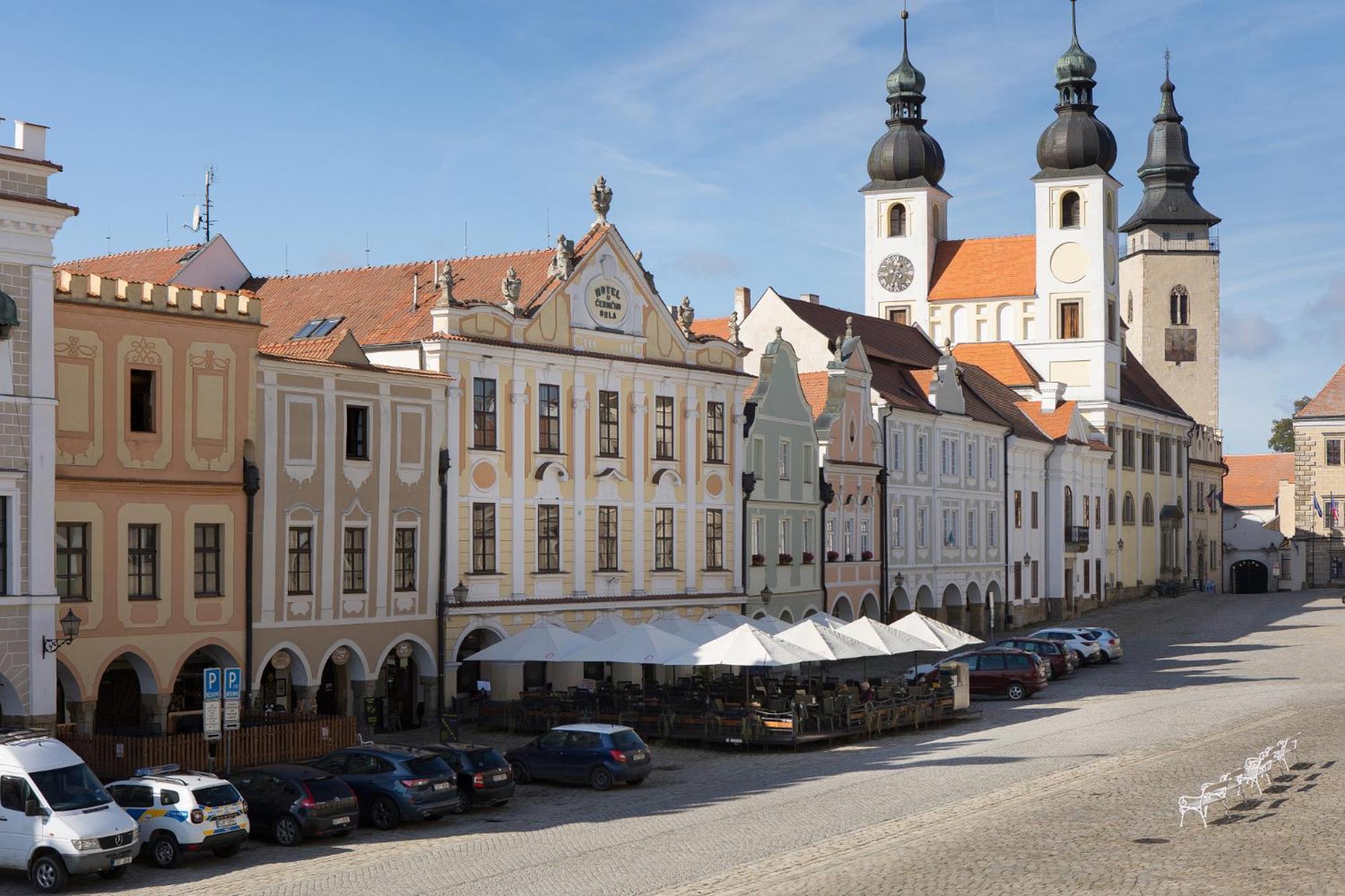 Hotel U Cerneho Orla Telč Exterior foto